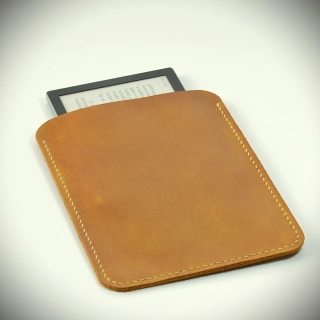 Kožené pouzdro na čtečku nebo tablet